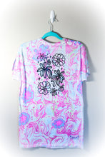Load image into Gallery viewer, Wavy Flowers Marbled Shirt-Adult Medium