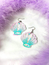 Load image into Gallery viewer, Pastel Rainbow Iridescent Glitter Seashell Earrings