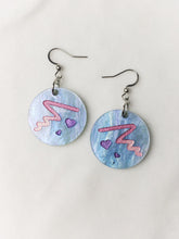 Load image into Gallery viewer, Pastel Heart Retro Black Sparkle Dangle Earrings