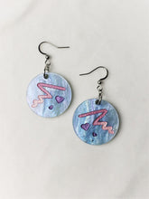 Load image into Gallery viewer, Pastel Heart Retro Black Sparkle Dangle Earrings