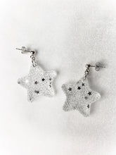 Load image into Gallery viewer, Clear Star Sparkle Earrings