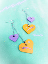 Load image into Gallery viewer, Orange and Violet Retro Mismatched Heart Earrings